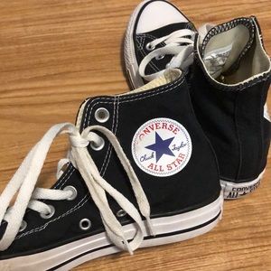 Black hightop converse